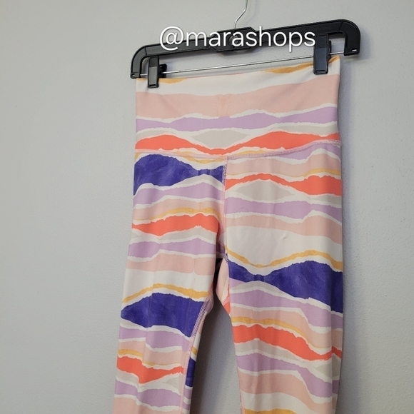 Lululemon True Self Crop Leggings - Picture 4 of 7